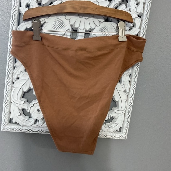 Skims sleep BRIEF camel new with tags size 4XL - Picture 6 of 6